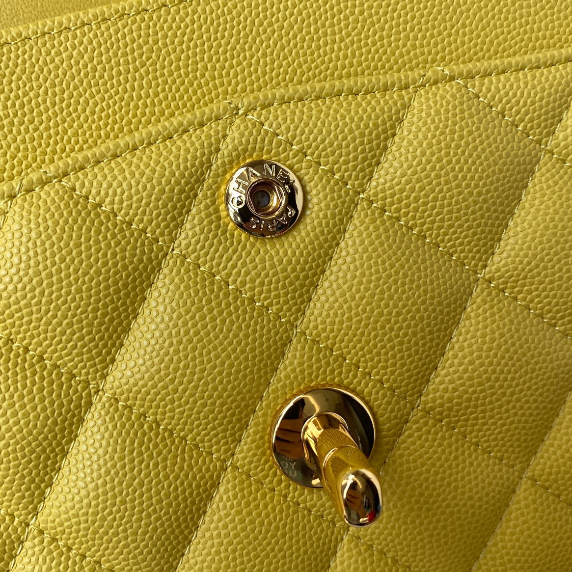 Classic Flap Caviar Bag A01113 Yellow/Gold